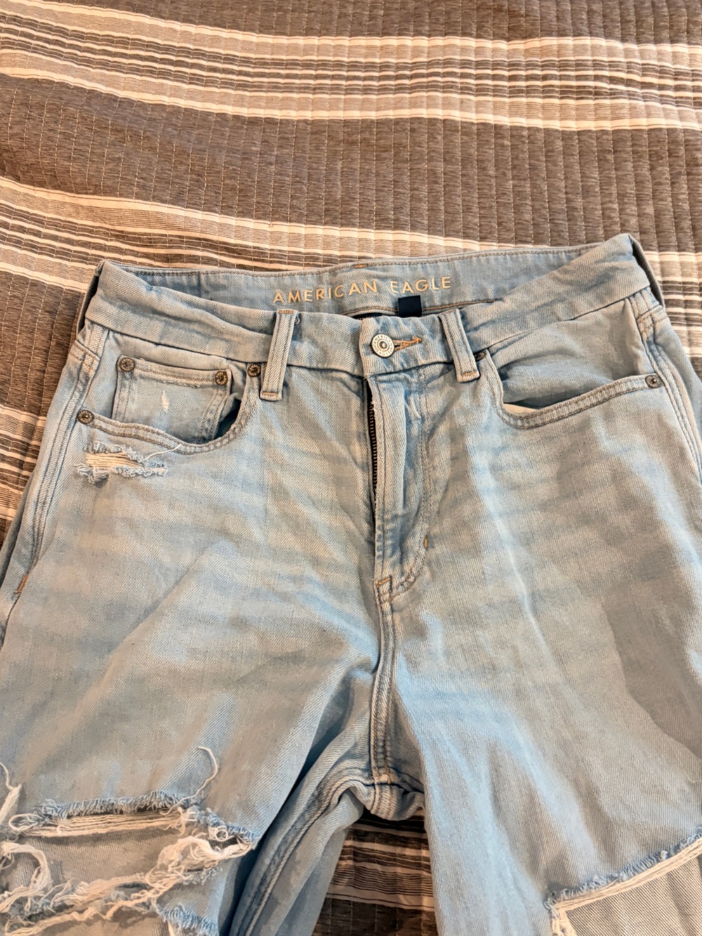 American Eagle Outfitters Women’s 8 Light Blue Distressed Wide-Leg Jeans - Picture 6 of 11